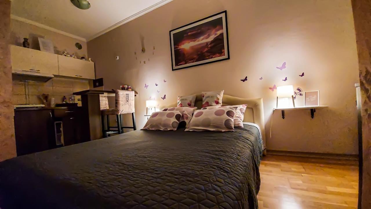 Apartman Studio Diamond Subotica Exteriör bild