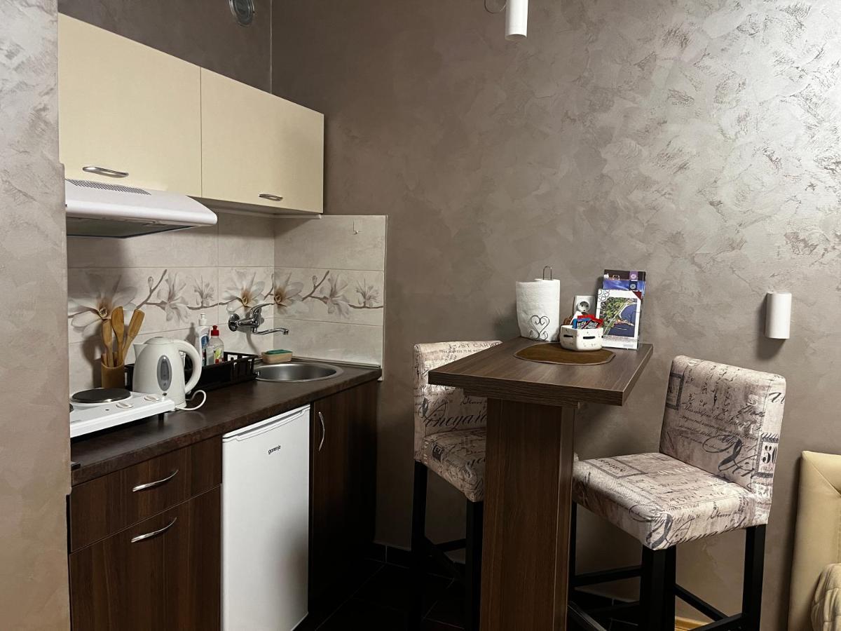 Apartman Studio Diamond Subotica Exteriör bild