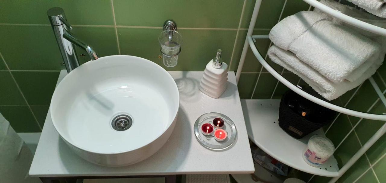 Apartman Studio Diamond Subotica Exteriör bild